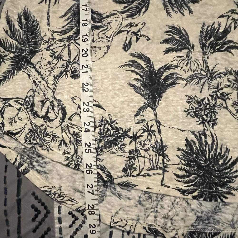 Joie Black and White Tropical Print Boxy Linen Relaxed Fit Cap Sleeve Tee Shirt - Picture 11 of 11